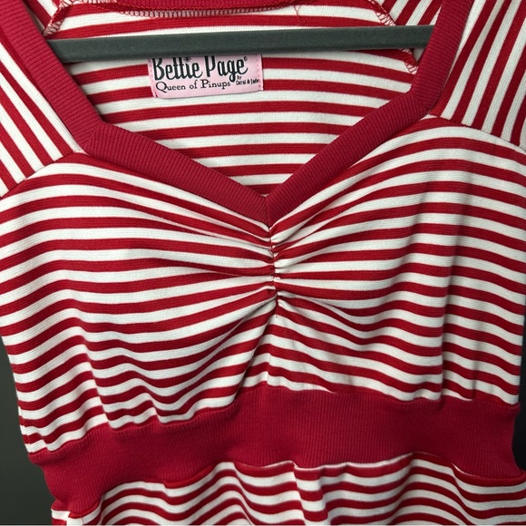 Bettie Page Ships Ahoy 1950s Inspired Sweat Heart Striped Top - Picture 2 of 7